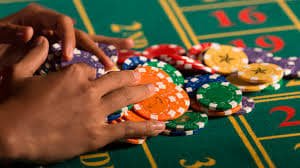 jljl99 live casino table game streamed on a mobile phone in the Philippines